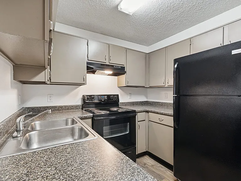 Northlake — Photo 15