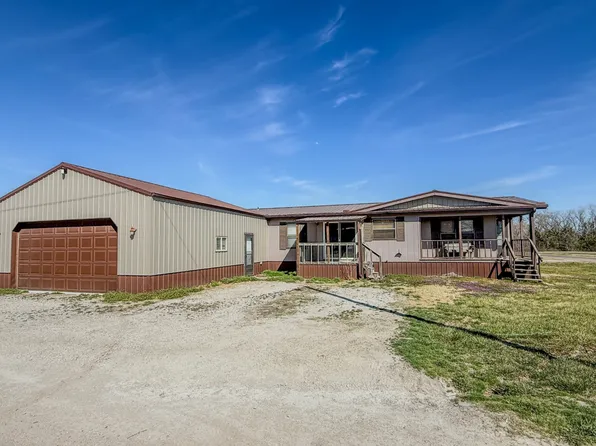 58 Royal Dr, Phillipsburg, KS 67661