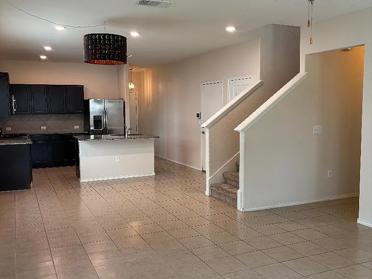 3804 NW Alpine Autumn Dr — Photo 6