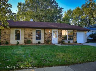 169 Mayfield Dr, Bolingbrook, IL 60440