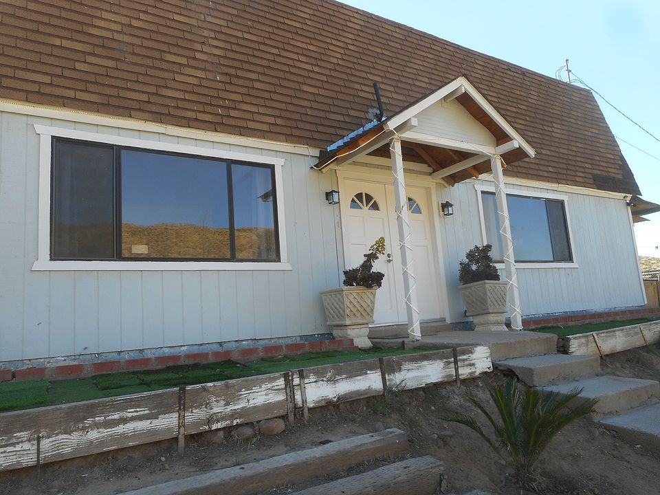 1st image of 24591 Canyon Dr