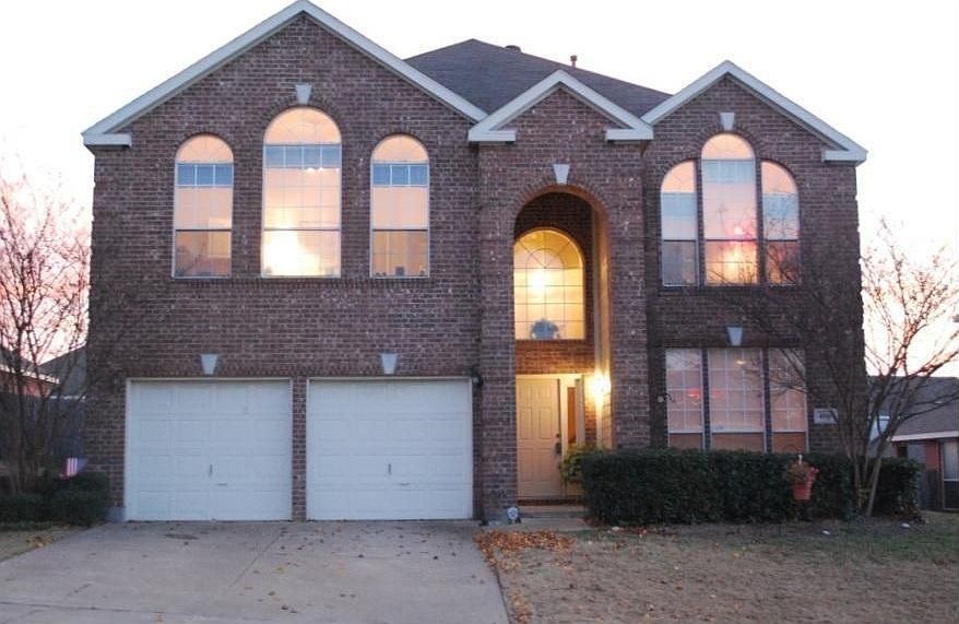 1st image of 4010 Chinaberry Dr