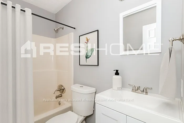403 River Chase Dr — Photo 14