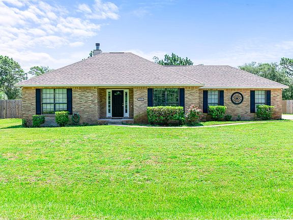 2nd image of 2584 Sherwood Dr