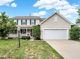 8726 Providence Dr, Fishers, IN