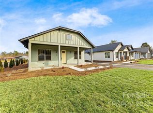 75 Temple Church Rd, Brevard, NC 28712