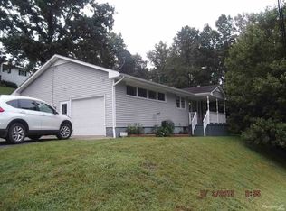 705 Winters Dr, Raceland, KY 41169