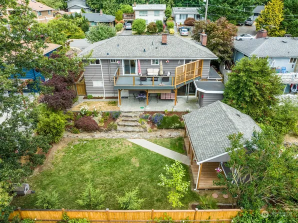 20223 2nd Avenue S, Des Moines, WA 98198