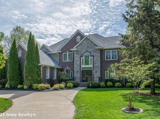 2909 Southern Hills Cir, Des Moines, IA 50321