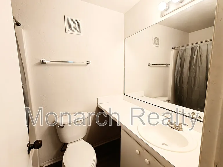 4000 SW 23rd St #5-207 — Photo 18
