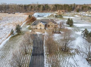 3585 E Hubbard Rd, Midland, MI 48642