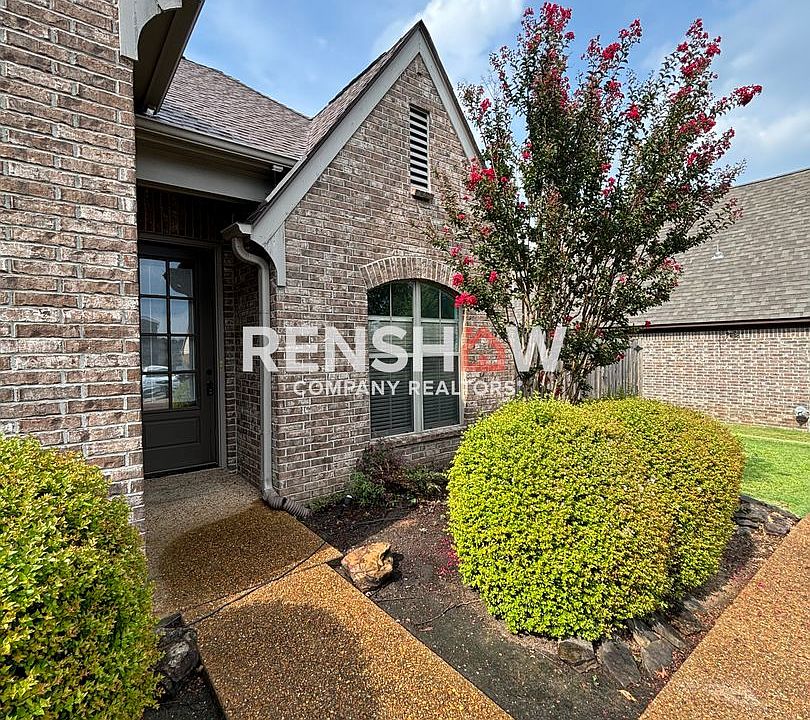 1st image of 7686 Romero Dr