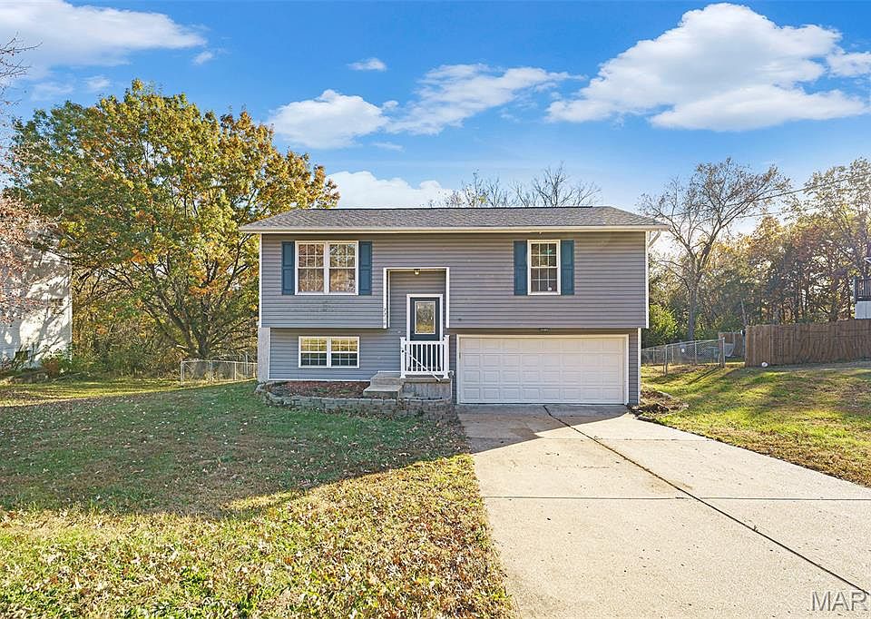 1st image of 2216 Gregory Dr