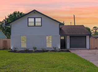 10406 Broadstairs St, Houston, TX 77013