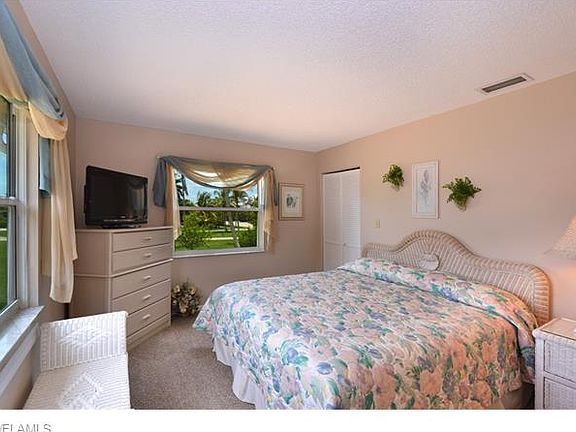 5th image of 26701/703 Hickory Blvd