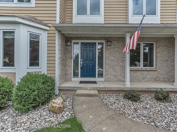 4th image of 5097 Killarney Dr
