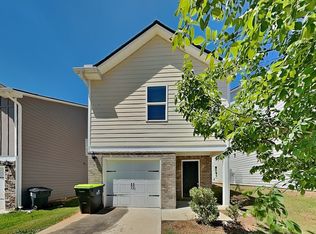 1082 Benfield Rdg W, Conyers, GA 30012