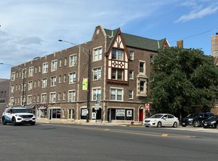 3945 N Pulaski Rd #211, Chicago, IL 60618