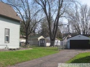 2662 8th Ave E, North St Paul, MN 55109