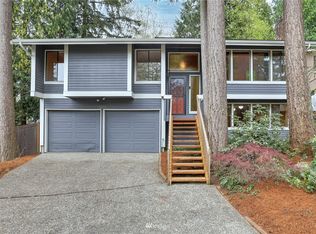 9211 NE 143rd Pl, Kirkland, WA 98034