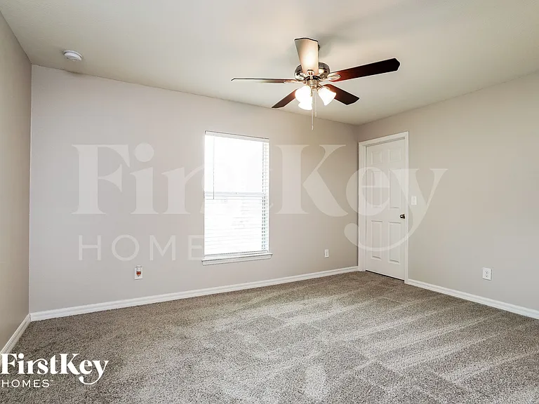 1113 NW 1st Ave — Photo 8