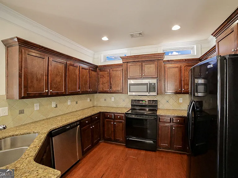 104 Putters Dr — Photo 13