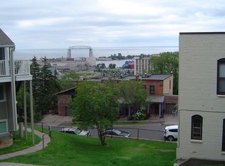 631 W 2nd St, Duluth, MN 55806