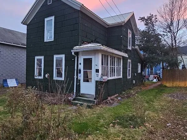 11 Engraved Ln, Corning, NY 14830