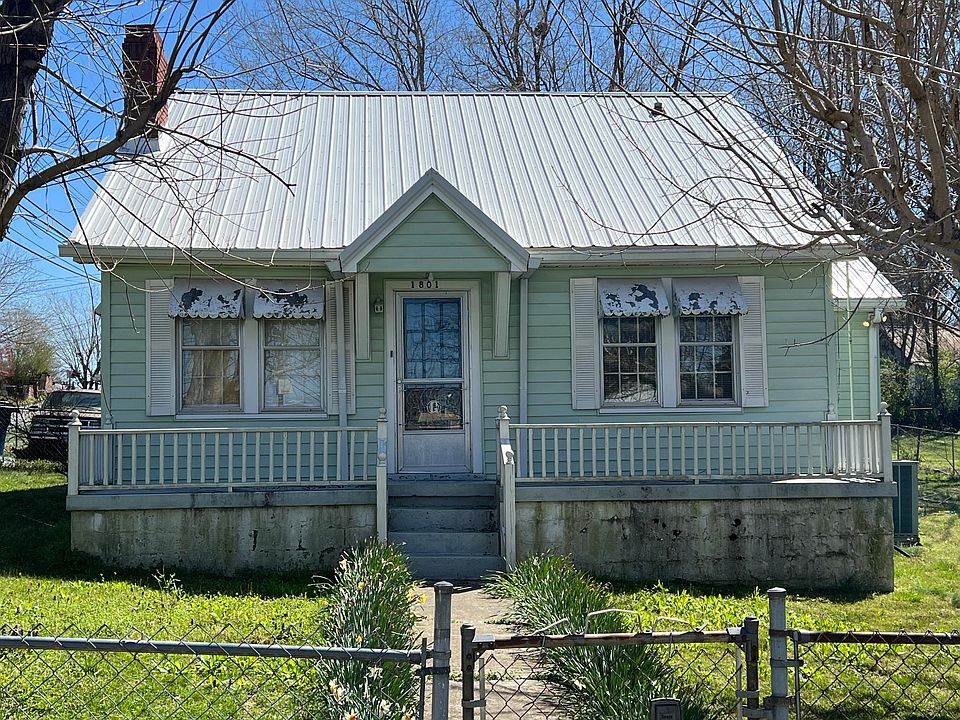 Front view from Bailey St