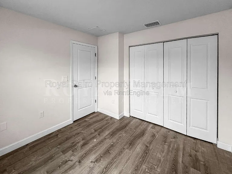 745 Harry Ave S — Photo 18