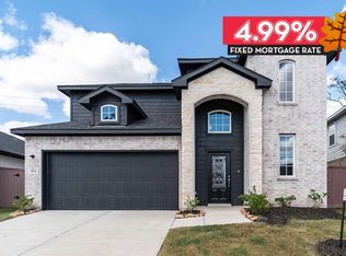 204 Water Grass Trl, Clute, TX 77531