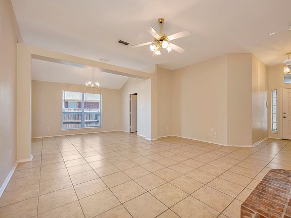 3rd image of 117 Goldeneye Ln