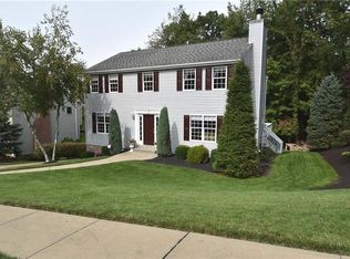 8316 Reagan Dr, Pittsburgh, PA 15237