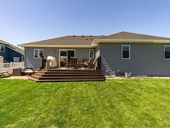 4th image of 4199 S 32nd St