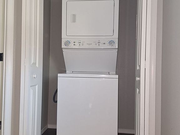 3rd image of 820-842 George St #834