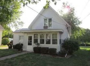 903 S State St, Geneseo, IL 61254