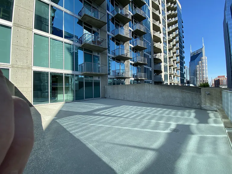 301 Demonbreun St #713 — Photo 2