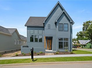 5423 Hackett St, Springdale, AR 72762