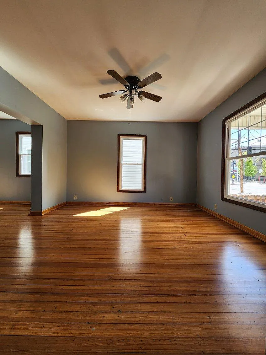 4 bed, 1585 sqft, $1,500 — Photo 4