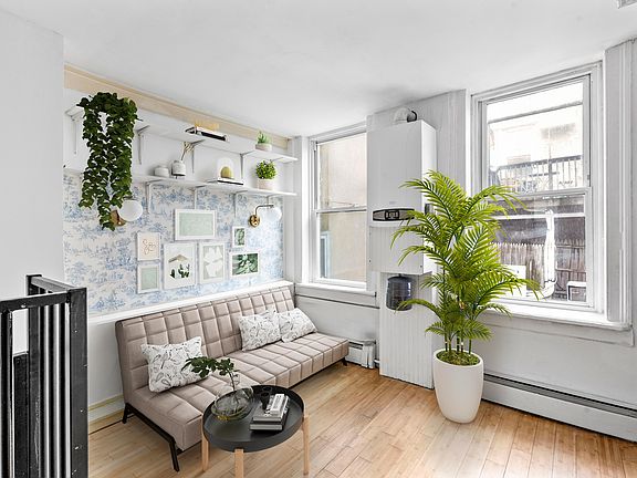 2nd image of 173 Montrose Ave #1RBH