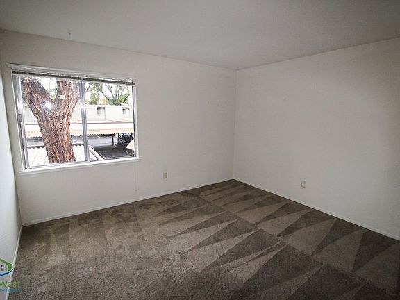 5th image of 307 Tradewinds Dr APT 6