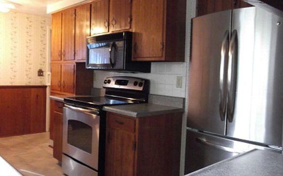 4th image of 349 Arch Dr