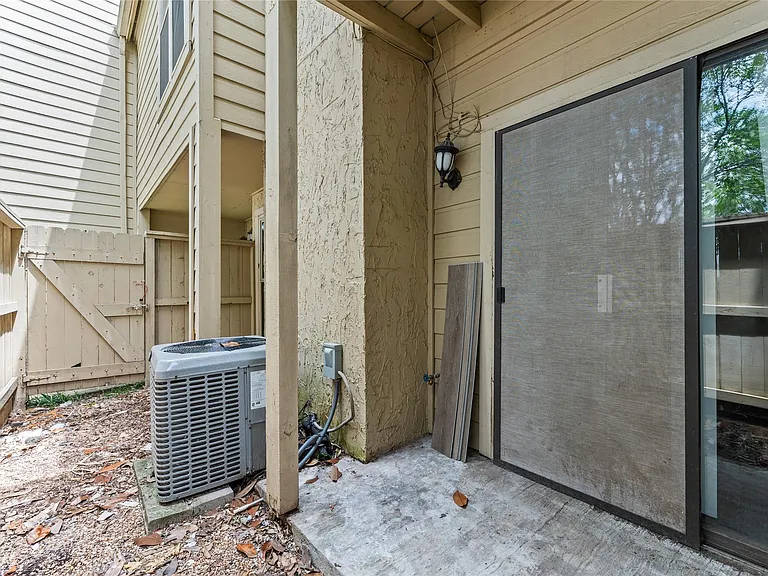 9327 Pagewood Ln — Photo 14