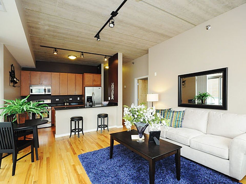 1st image of 630 N Franklin St APT 905