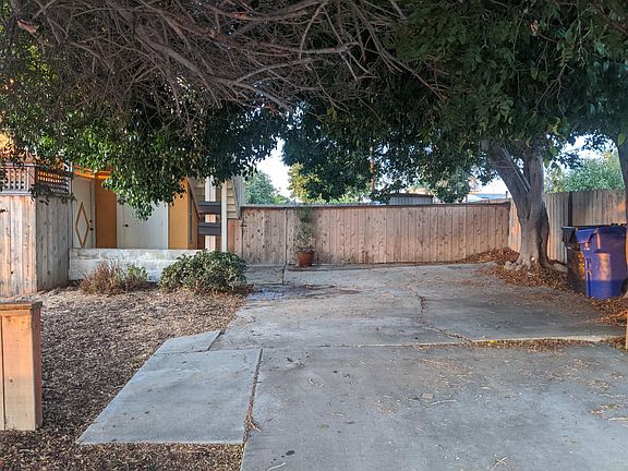 4th image of 3920 Quince St