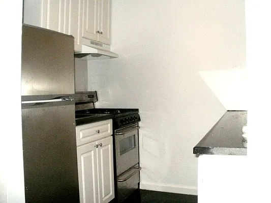 Rented by Prince Real Estate Associates LLC | media 8