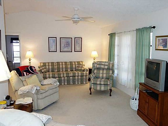 5th image of 242 Mark Twain Ln