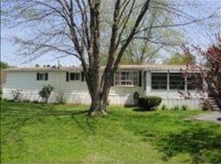 19 Queens Ln, Epsom, NH 03234