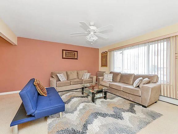 4th image of 153-35 Sapphire St