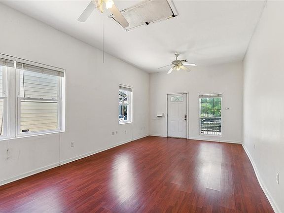 4th image of 2755 Palmyra St
